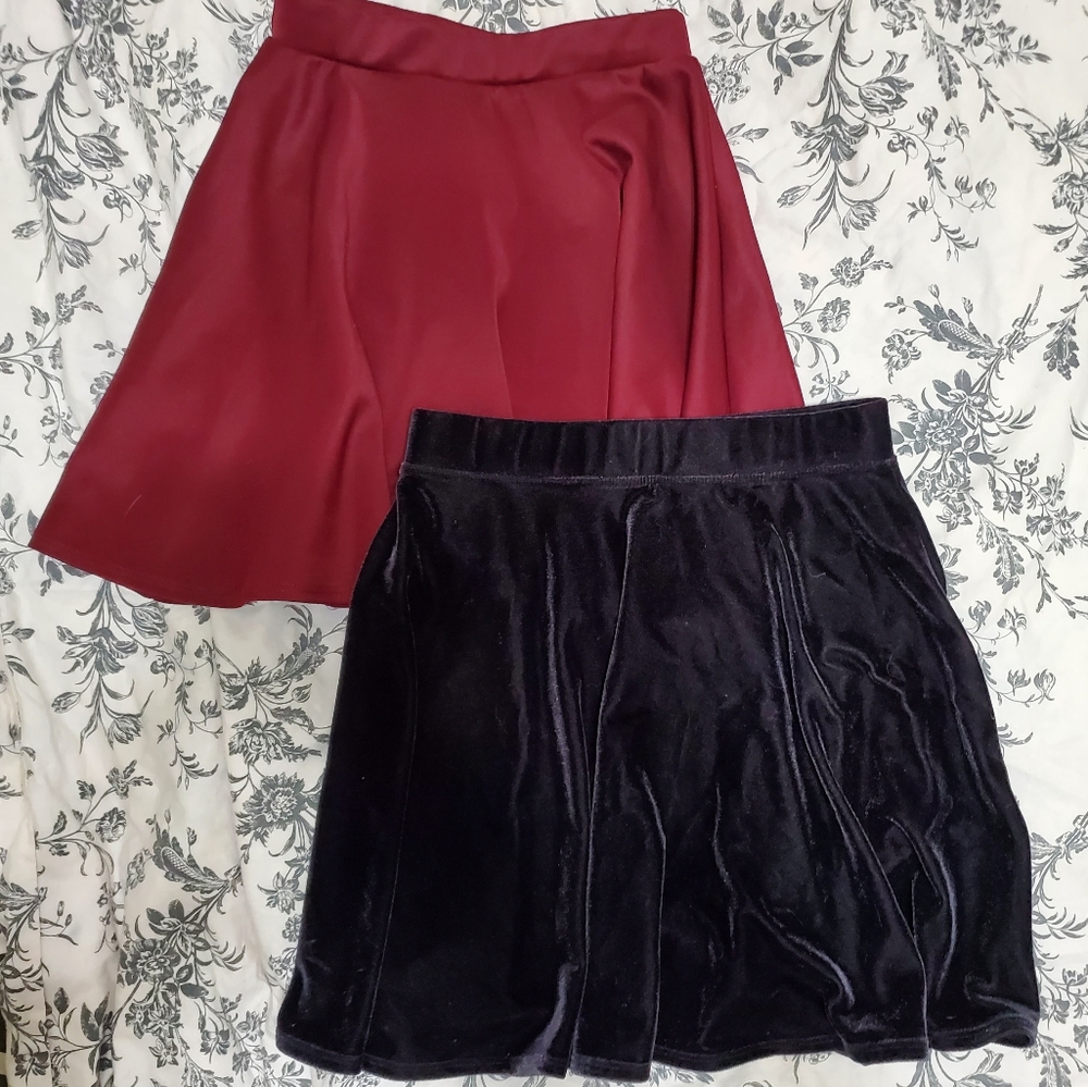 Set of 2 Fit and Flare Skirts